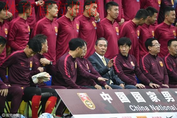 中国足协主席蔡振华出席第65届国际足联代表大会 与国际足联签订合作协议 中国足协主席蔡振华出席第65届国际足联代表大会 与国际足联签订合作协议